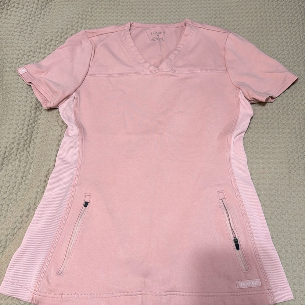 Jaanuu scrub top, color blushing pink , size XS, like new